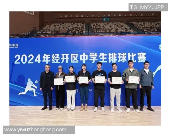 刘芳独家分享足球心得与技巧助你提升球场表现与战术理解