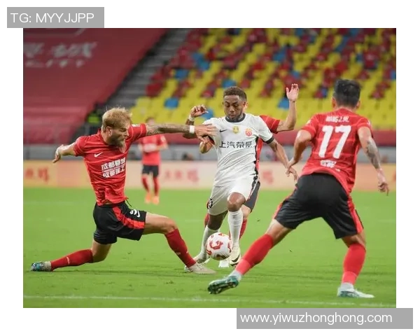 重庆足球队与成都足球队赛后分析意识碰撞的深度解读