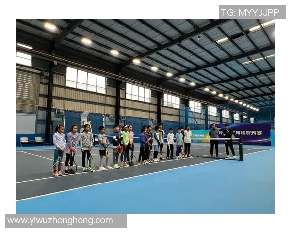 成都网球队技术解析：从基础训练到比赛策略的全方位探讨